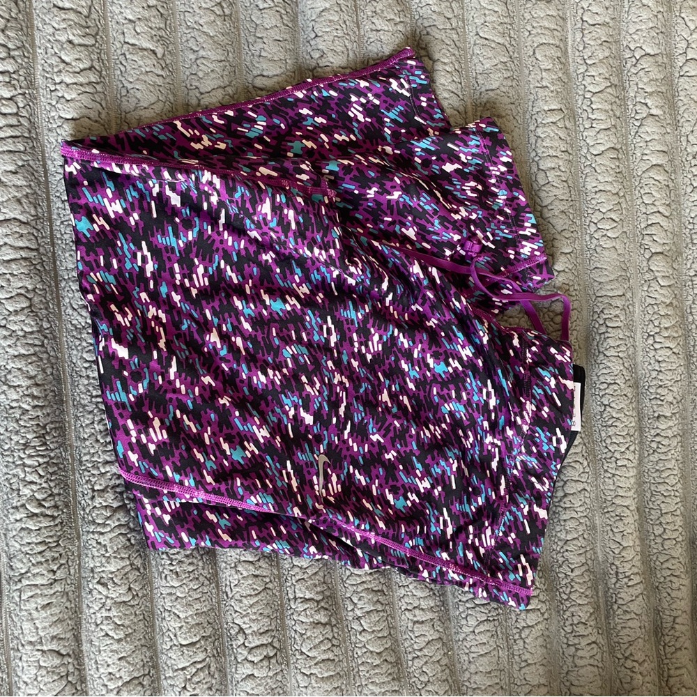 Women's Purple Patterned Capris - image 1